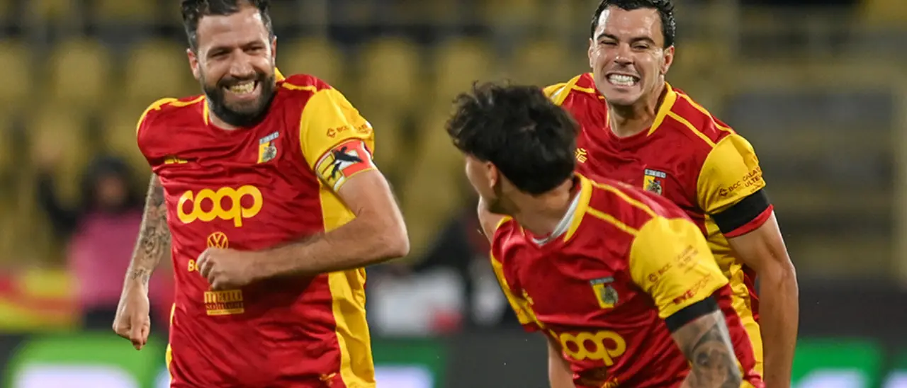 Aquile in volo, Catanzaro show col\u00A0Palermo nell’andata della semifinale\u00A0Playoff: due\u00A0volte Iemmello e Liberali\u00A0per il\u00A0definitivo 3-0\n