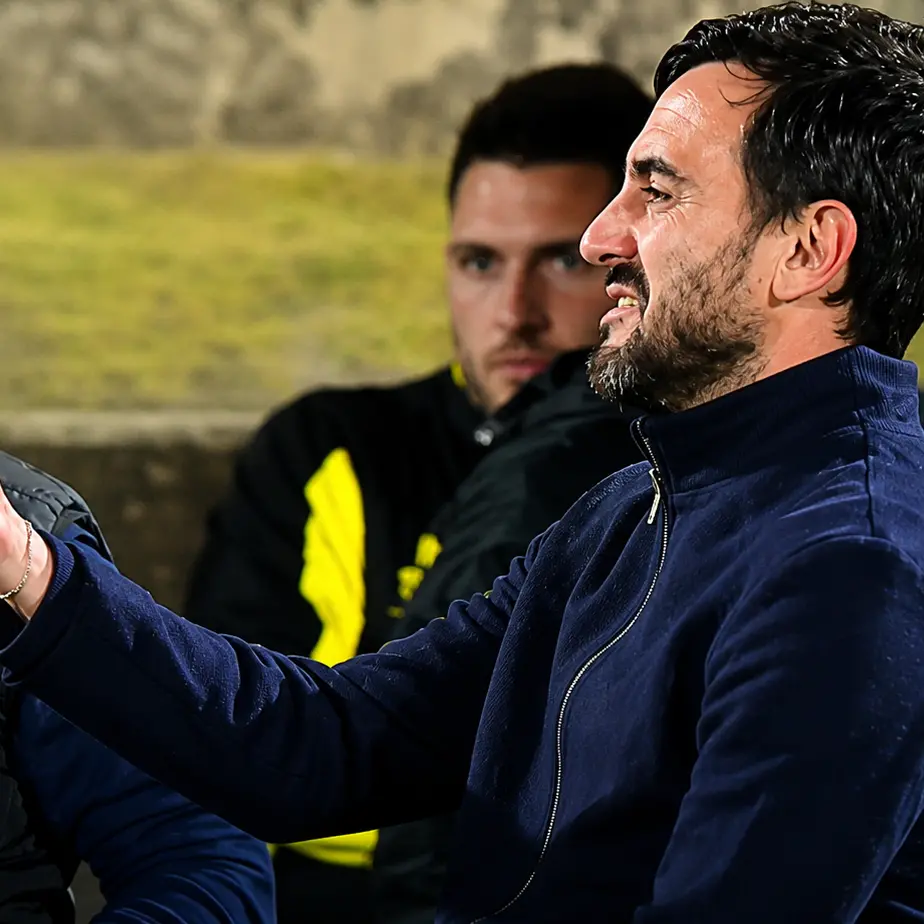 L’“avete paura?” di Aquilani infiamma Catanzaro-Palermo: siciliani ko 3-0\n