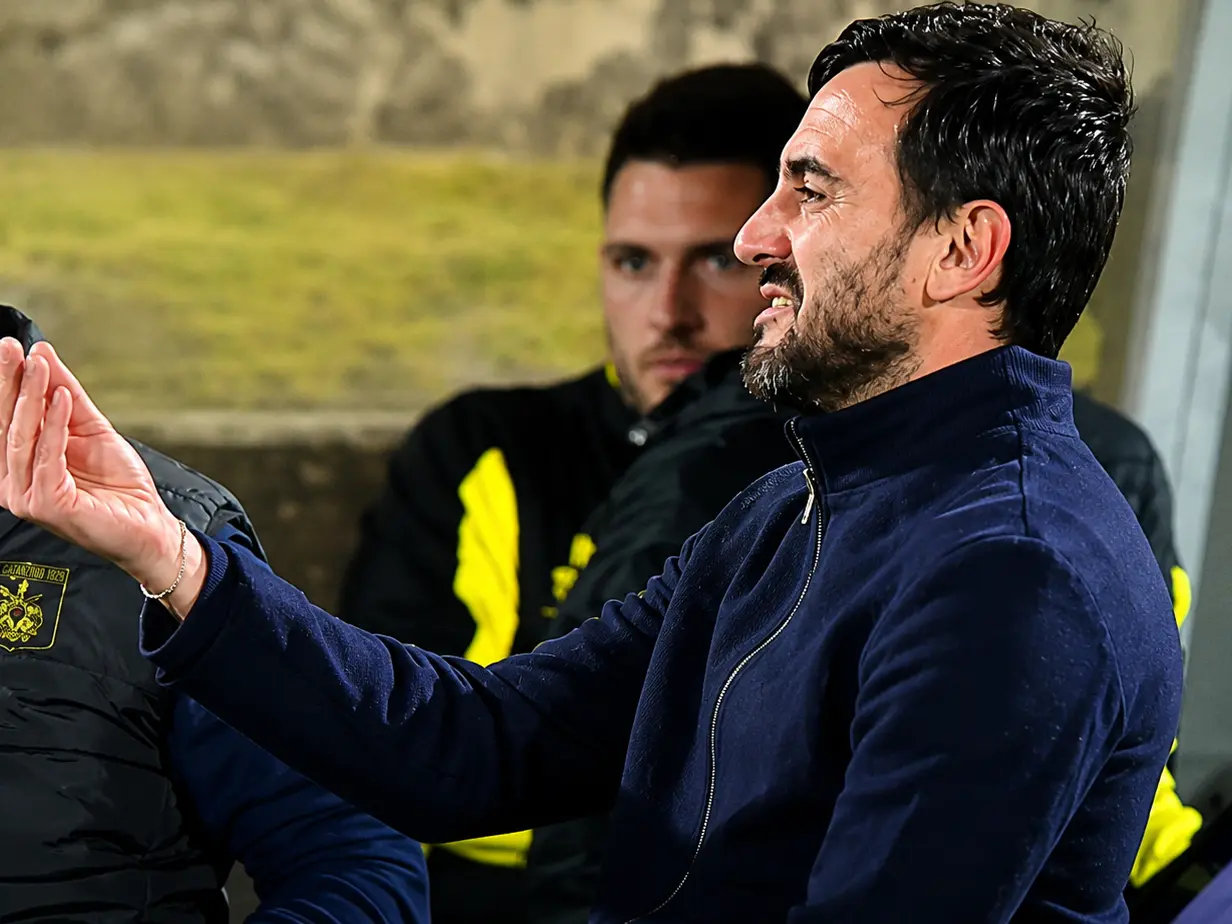 L’“avete paura?” di Aquilani infiamma Catanzaro-Palermo: siciliani ko 3-0