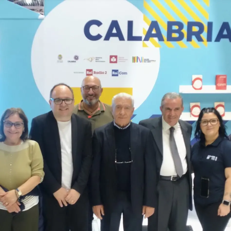 “La leggenda degli zingari” porta la Locride al Salone del libro di Torino\n\n\n