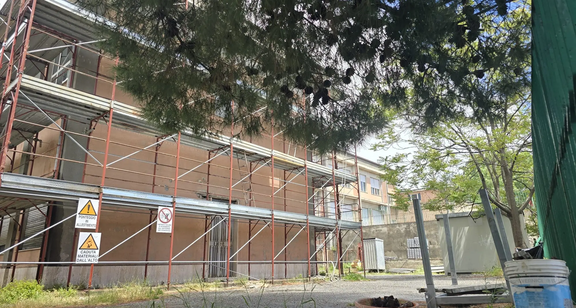 Scuola e futuro a Simeri Crichi: l'ex sindaco Zicchinella rivendica oltre 2,4 milioni di investimenti\n