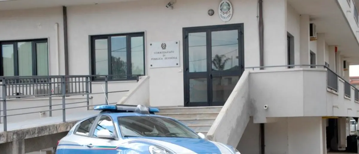 Sant’Ilario dello Ionio, arrestato un cittadino extracomunitario 18enne per atti persecutori ai danni di un’assistente sociale