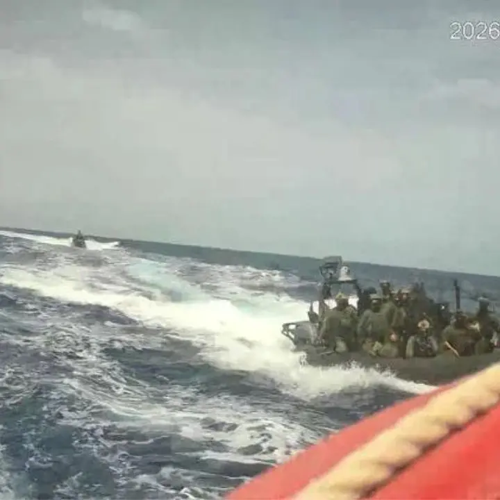 Israele intercetta la Flotilla diretta a Gaza: commando sale a bordo delle imbarcazioni al largo di Cipro\n