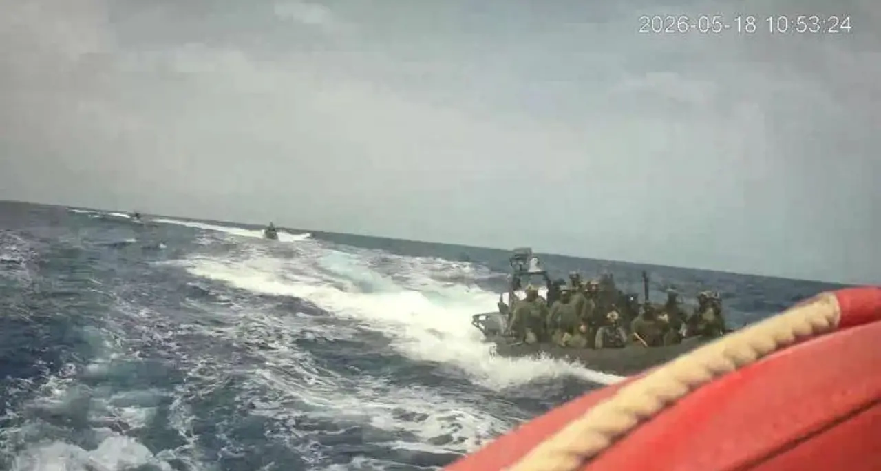 Israele intercetta la Flotilla diretta a Gaza: commando sale a bordo delle imbarcazioni al largo di Cipro\n
