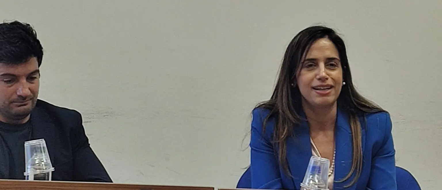 Frodi online, a Catanzaro un incontro per prevenire i rischi della rete: informati, preparati, reagisci\n
