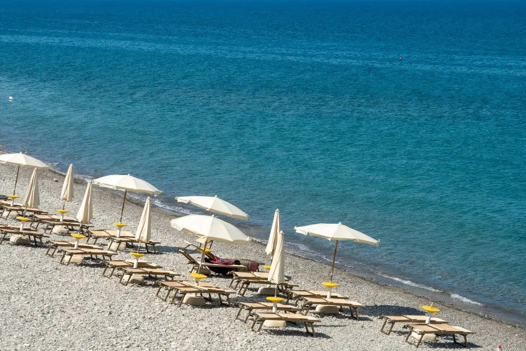 <p>Calabria oltre le Bandiere Blu: 789 chilometri di mare, un patrimonio unico di coste e biodiversità</p>
