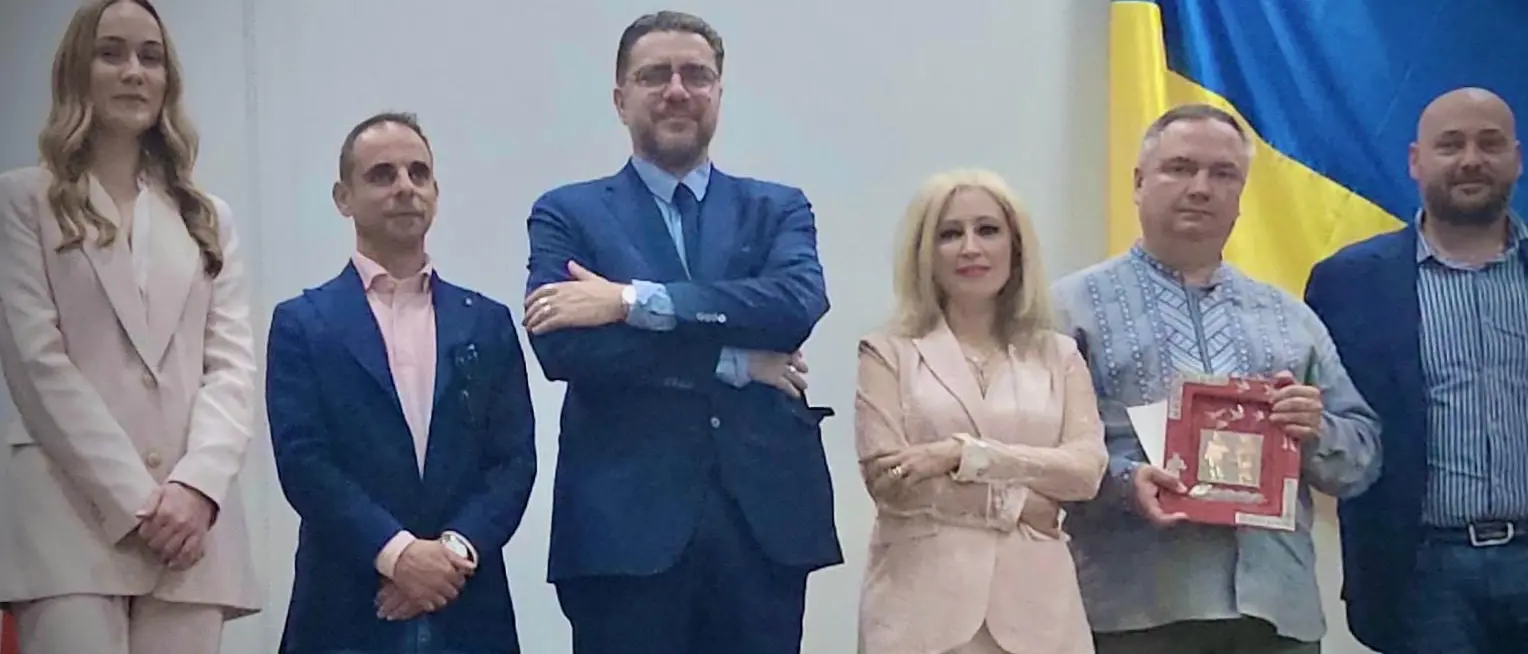 Reggio, il concerto “Grazie a Dio sono ucraino”, con i famosi artisti ucraini Dmytro e Ivanko Khoma\n
