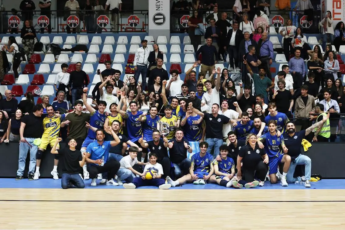 Pallavolo Milani nella storia, batte Cinquefrondi e torna in Serie B dopo 23 anni\n