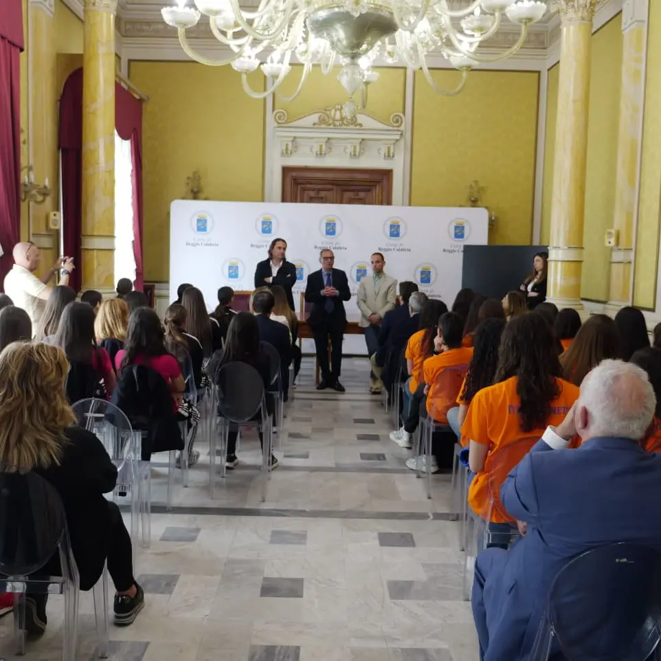 Reggio premia lo sport: riconoscimenti a giovani talenti e società cittadine\n