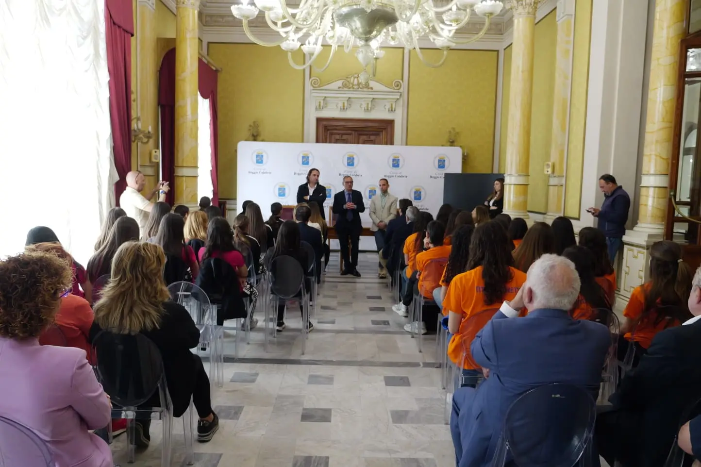 Reggio premia lo sport: riconoscimenti a giovani talenti e società cittadine\n