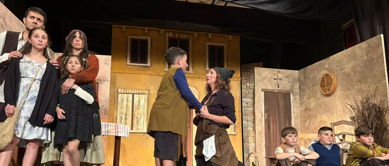 Locri,\u00A0al Palazzo della Cultura debutto teatrale di “Tibi e Tascia, Coso e Cosa”\n