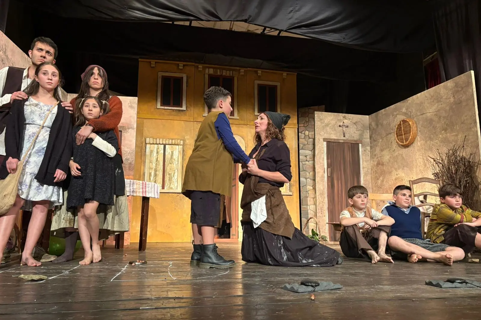 \n\n“Tibi e Tascia, Coso e Cosa”: a Locri il debutto della trasposizione teatrale del romanzo di Saverio Strati\n