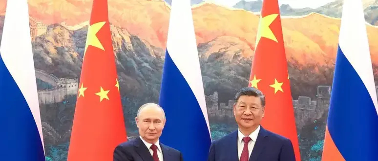 Mosca-Pechino blindano l’alleanza, Xi a Putin: «Rapporto indissolubile»\n