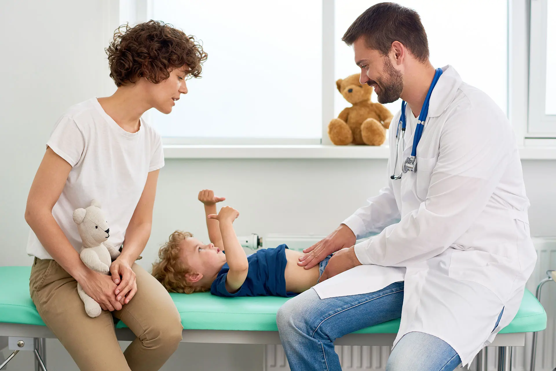A Cosenza nasce l’Ambulatorio Pediatrico Popolare: cure gratuite per i bambini più fragili\n