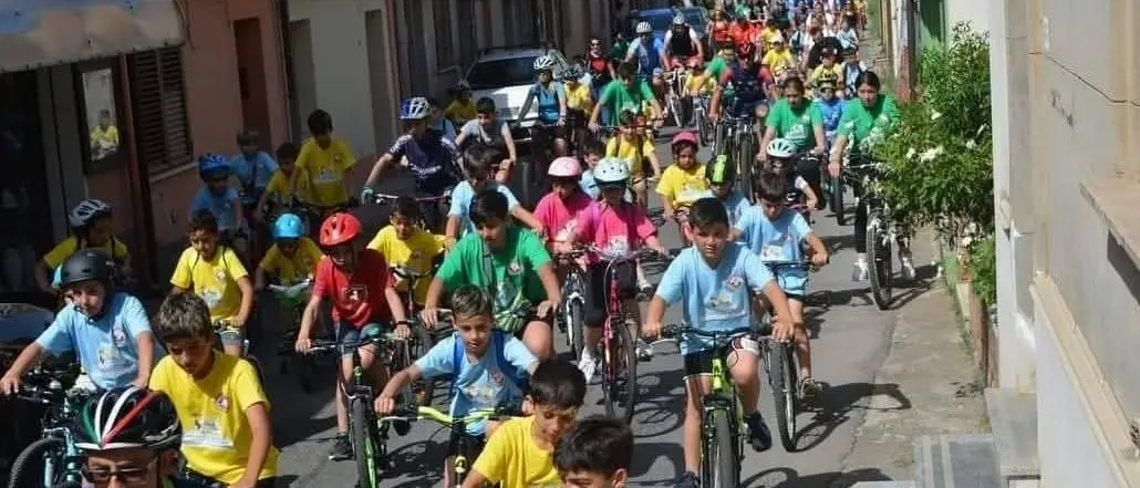 Ciclismo, a San Costantino Calabro la decima edizione di “Bimbimbici - Pedaliamo il futuro”\n