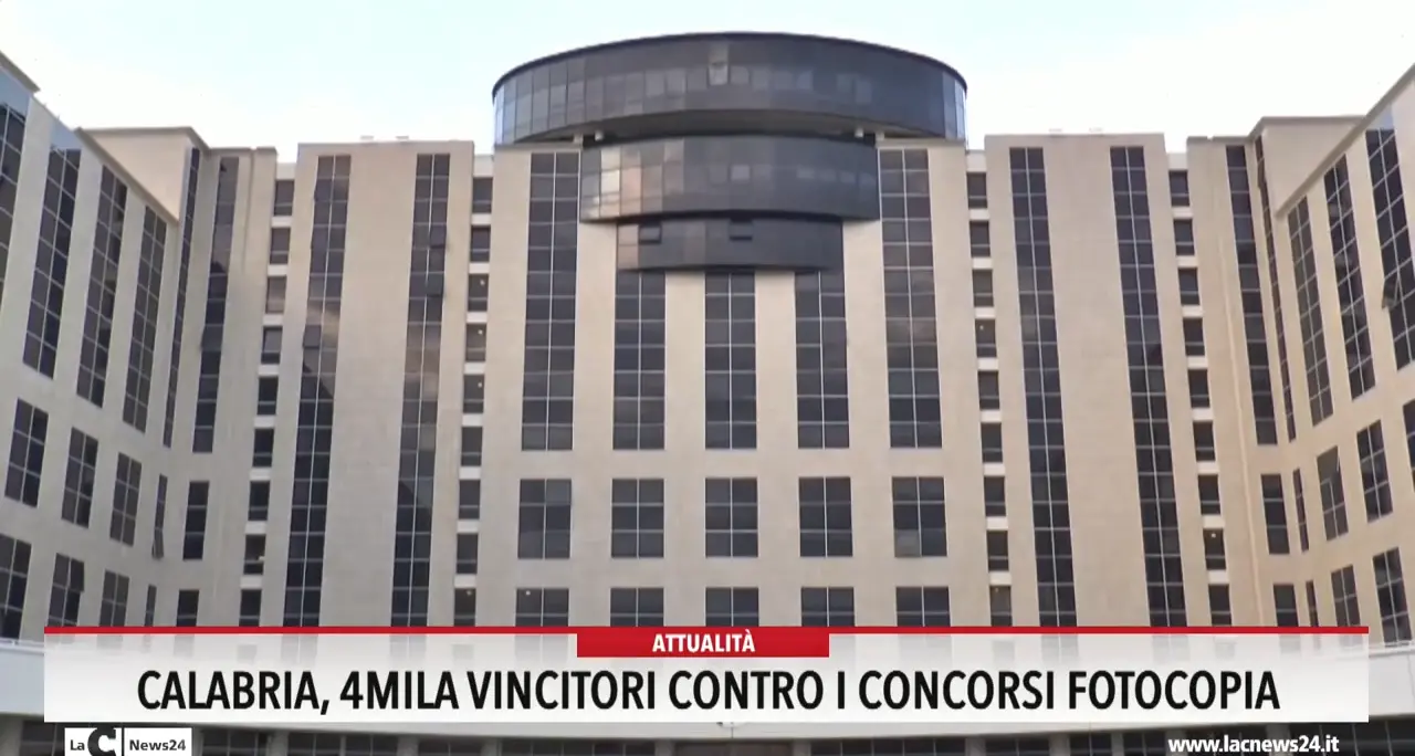 Calabria, 4mila vincitori contro i concorsi fotocopia