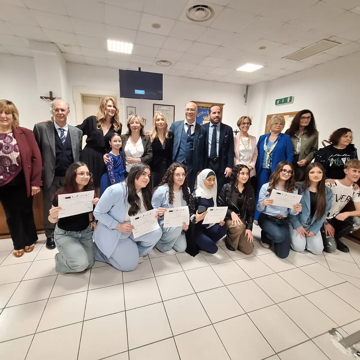 Siderno, concorso Letterario \"Armando La Torre\": premiati Anisa Maatlob ed Emilia Nicoletti\n