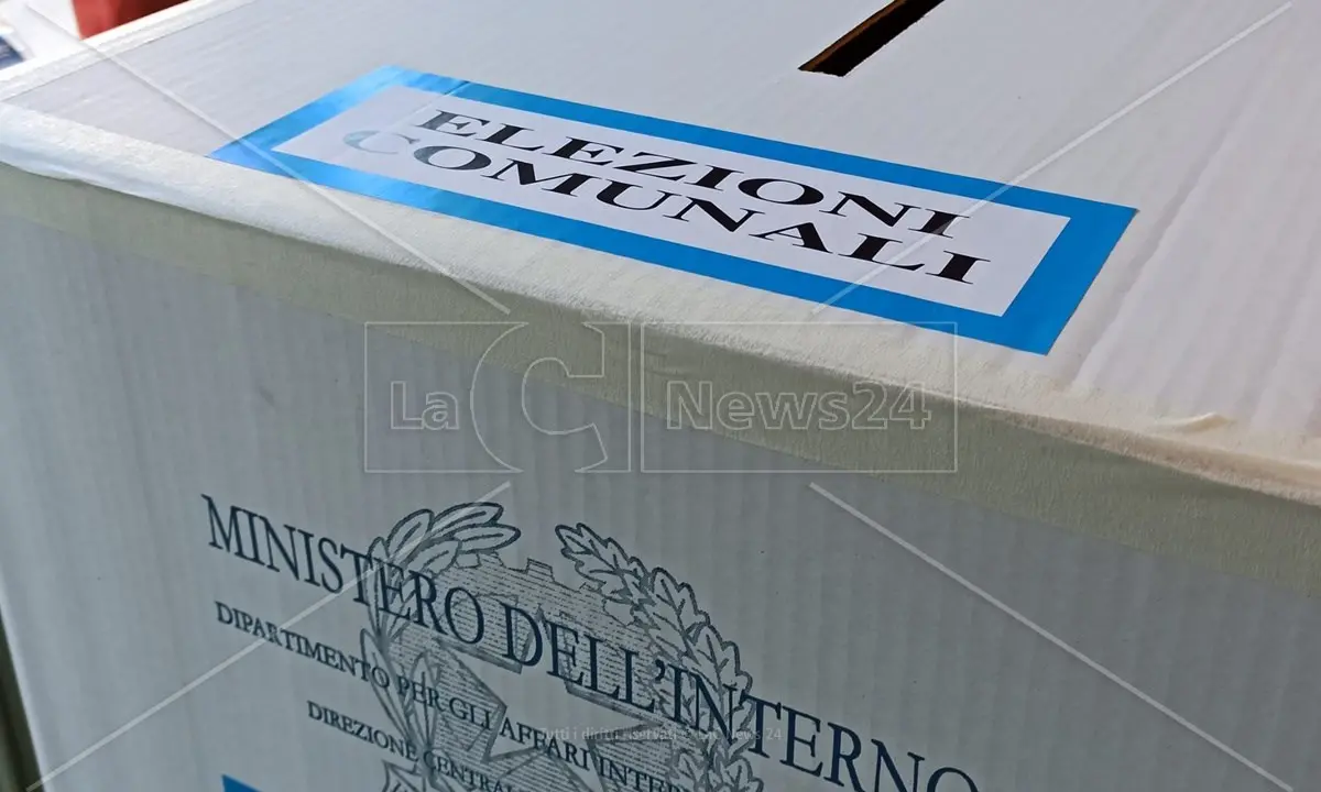 Nel Reggino sono 21 i comuni chiamati al voto: occhi puntati su Reggio Calabria e Palmi\n