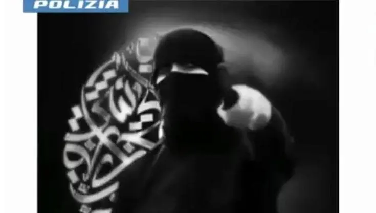 Firenze, 15enne arrestato per terrorismo: «Soggetto pericoloso capace di compiere atti gravi, era pronto ad agire»\n