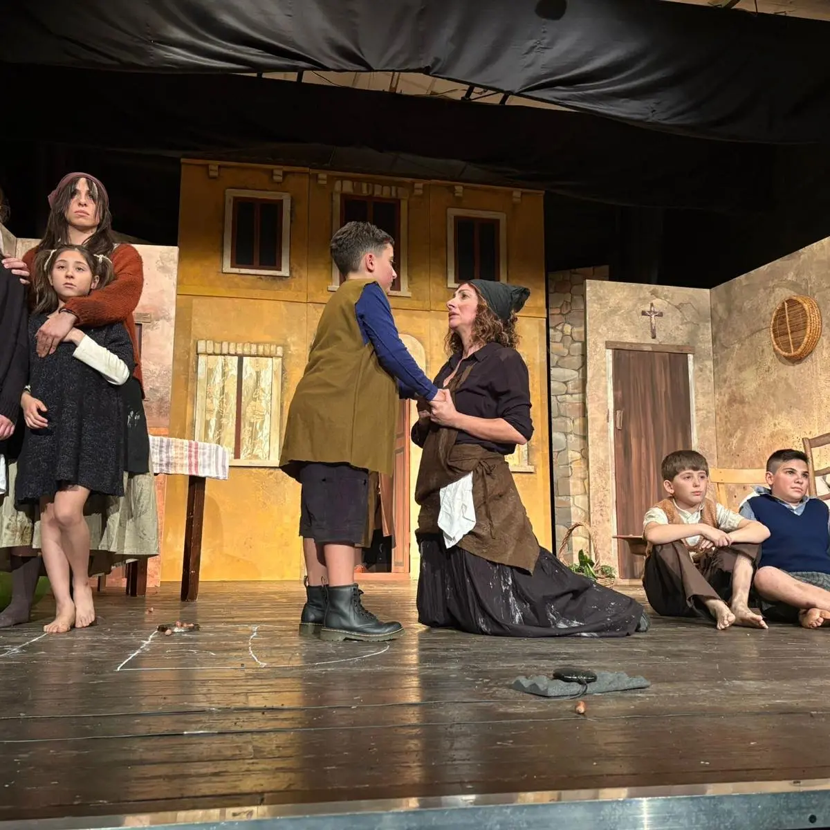 Locri, sabato il debutto teatrale di “Tibi e Tascia, Coso e Cosa”\n