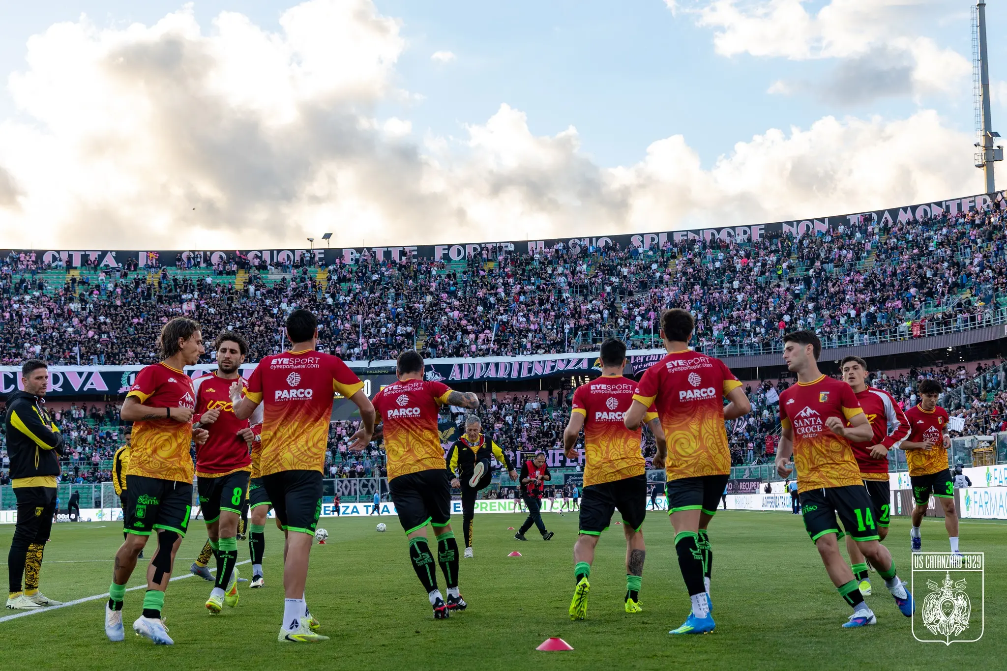 Il Catanzaro a Palermo per conquistare la finale dei Playoff di Serie B: Pohjanpalo porta in avanti i rosanero. Gli aggiornamenti –\u00A0LIVE\n