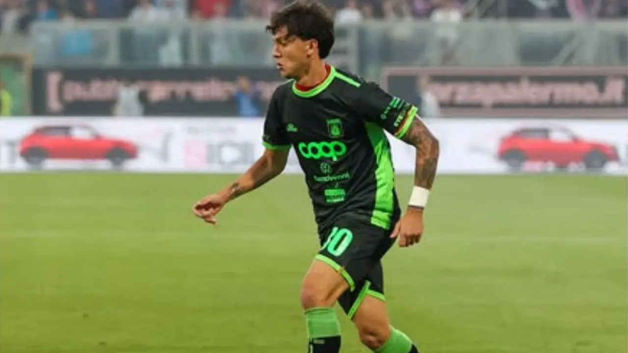 Il Catanzaro a Palermo per conquistare la finale, Pohjanpalo per l’1 a 0 dopo pochi minuti: fine primo tempo. Gli aggiornamenti –\u00A0LIVE\n