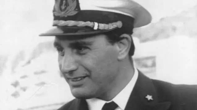 <p>Morte del capitano Natale De Grazia, dalle navi dei veleni alla «tangentopoli della Marina»: ecco gli interrogativi da svelare</p>
