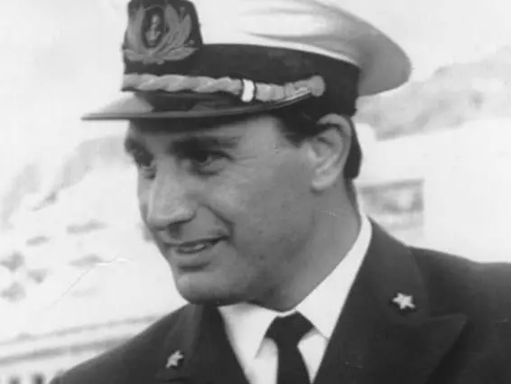 Navi dei veleni e «tangentopoli della Marina», gli interrogativi da svelare sulla morte del capitano Natale De Grazia
