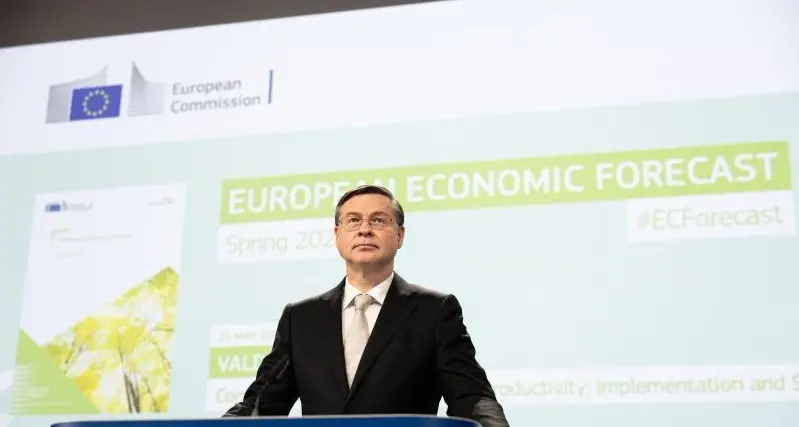 Europa in frenata tra guerra e dazi Usa: Italia più fragile, Pil allo 0,5% e inflazione in rialzo\n