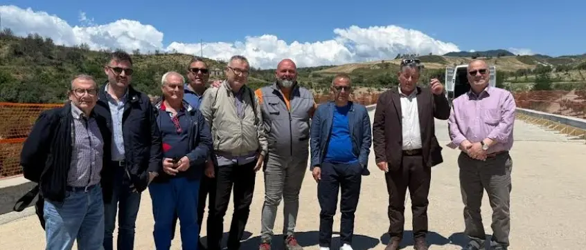 Dopo 10 anni d’attesa ripartono i lavori per il viadotto di Guardavalle, la Provincia: «Iter sbloccato»\n