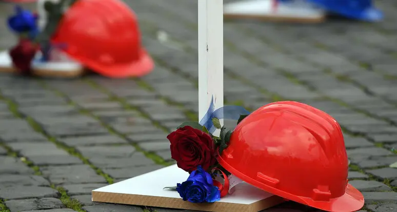 Due morti sul lavoro oggi in Calabria, il cordoglio della Cgil:\u00A0«Più ispettori e controlli, basta mettere il profitto davanti alla vita»\n