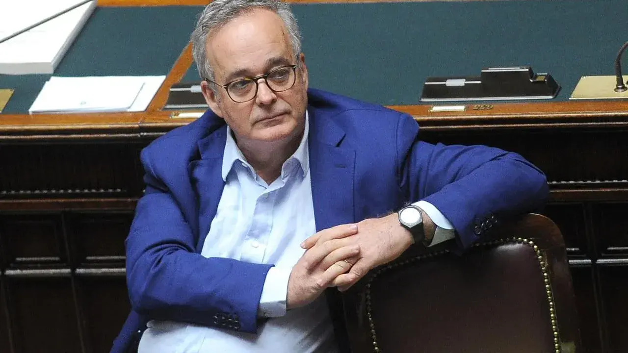 Gianclaudio Bressa, il parlamentare del dialogo e della difesa delle istituzioni democratiche\n