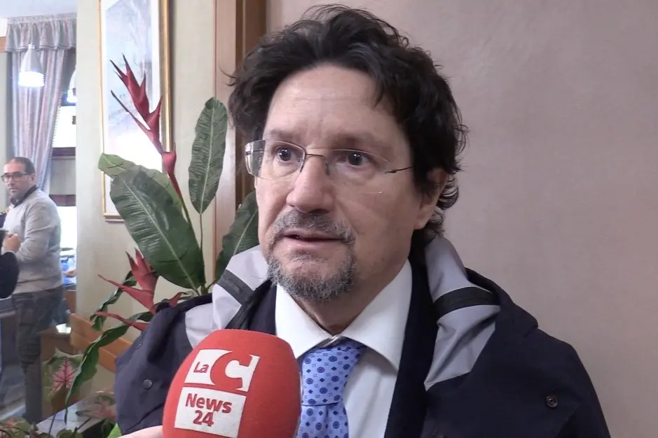 Spiato il procuratore di Torino\u00A0Giovanni Bombardieri: accessi abusivi nel computer del magistrato calabrese, 3 indagati\n
