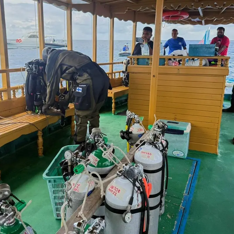 Italiani morti alle Maldive, missione internazionale finita: materiale recuperato consegnato a polizia\n