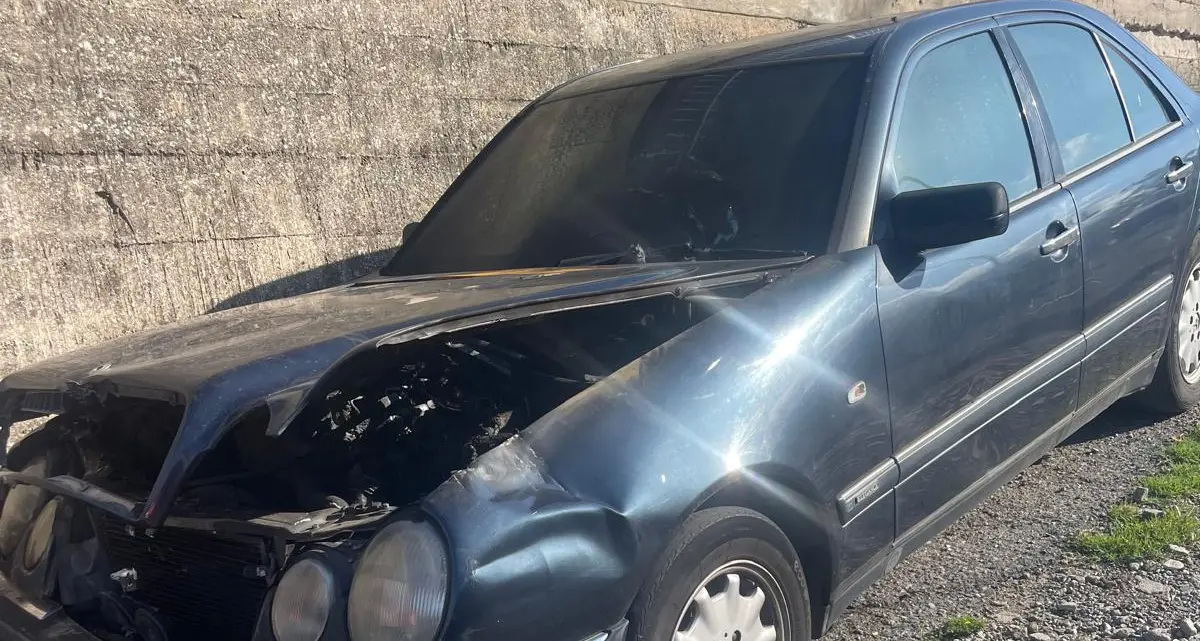<p>Dopo il pestaggio anche l’<span style=\"color:hsl(0, 75%, 60%);\">auto bruciata</span>: nuova intimidazione per il dirigente di Vibo Andrea Nocita</p>