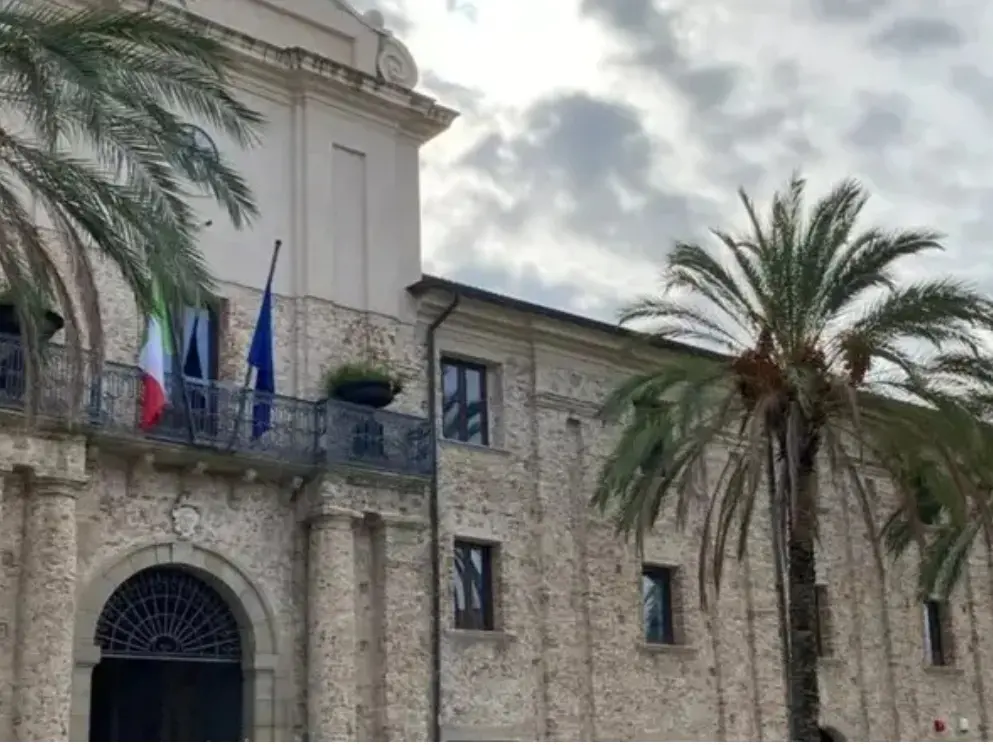 Scioglimento del Comune di Soriano, la relazione: «’Ndrangheta vicina all’amministrazione e seggi presidiati dai clan»