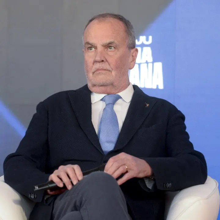 Autonomia differenziata, Calderoli chiama Occhiuto: «La riforma si farà e la Calabria è interessata»\n