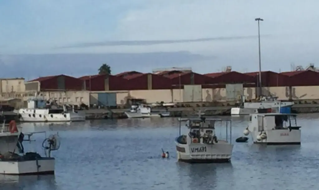 Porto di Vibo Marina, al via l’iter per il progetto da 1,5 milioni di euro per la demolizione dei capannoni ex Civam\n