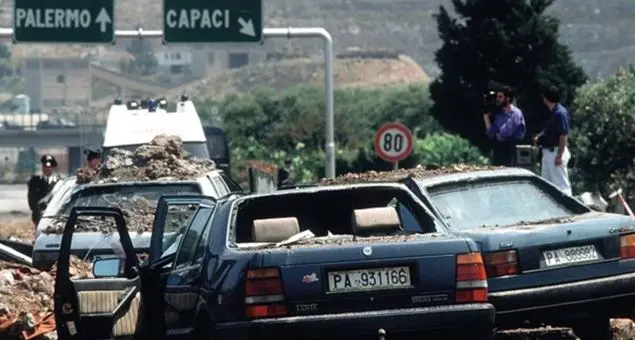 Capaci, il giorno che scosse la Repubblica: 34 anni dalla strage di Falcone\n