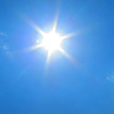 L’anticiclone porta un assaggio di estate: fine settimana ancora mite, poi temperature in aumento\u00A0\n