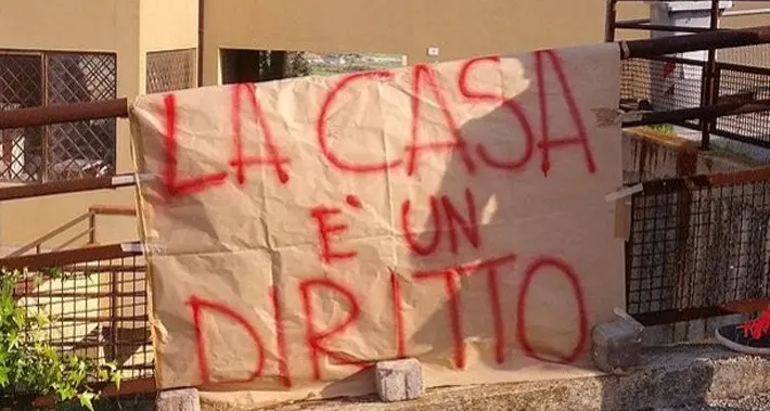 Cosenza, Prendocasa: «Da Occhiuto e Caruso soltanto misure spot sulla pelle della gente»\n