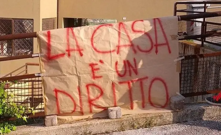 Cosenza, Prendocasa: «Da Occhiuto e Caruso soltanto misure spot sulla pelle della gente»\n