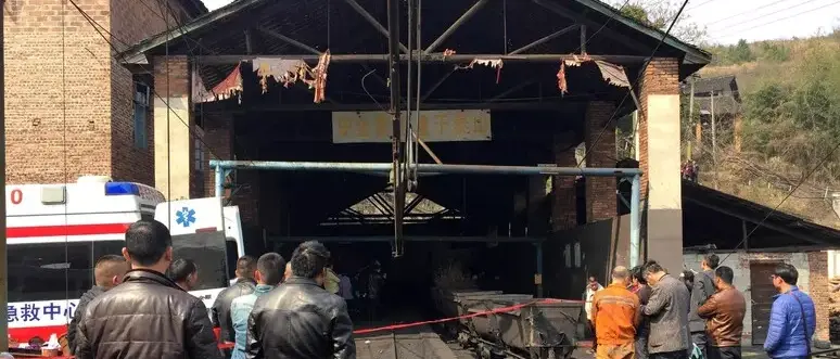 Tragedia in Cina, oltre 90 morti nell’esplosione di una miniera: è il peggior disastro dal 2009