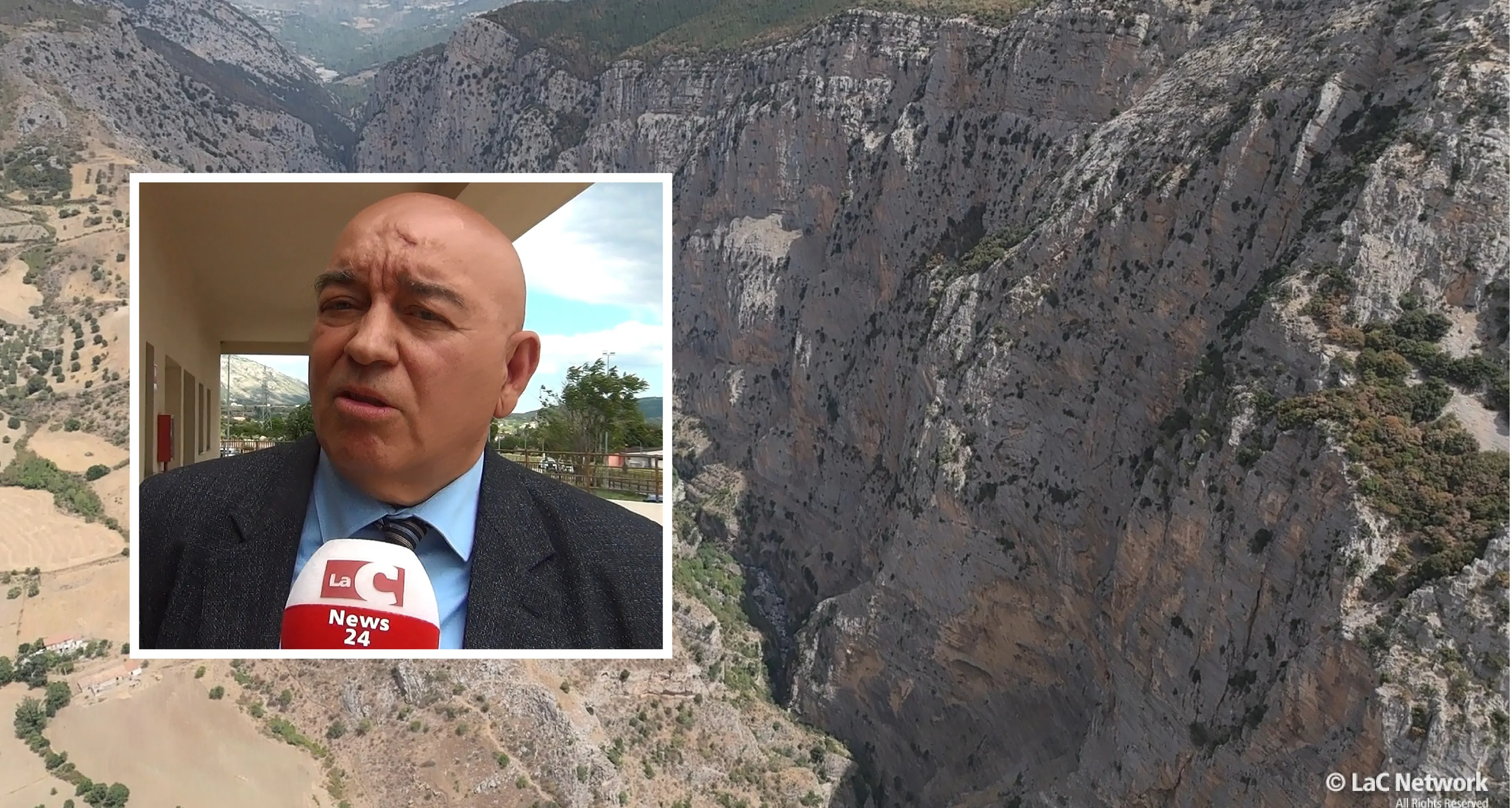 «Ho la coscienza a posto, sono innocente»: l’amarezza del sindaco di Civita dopo la sentenza sulla strage del Raganello\n