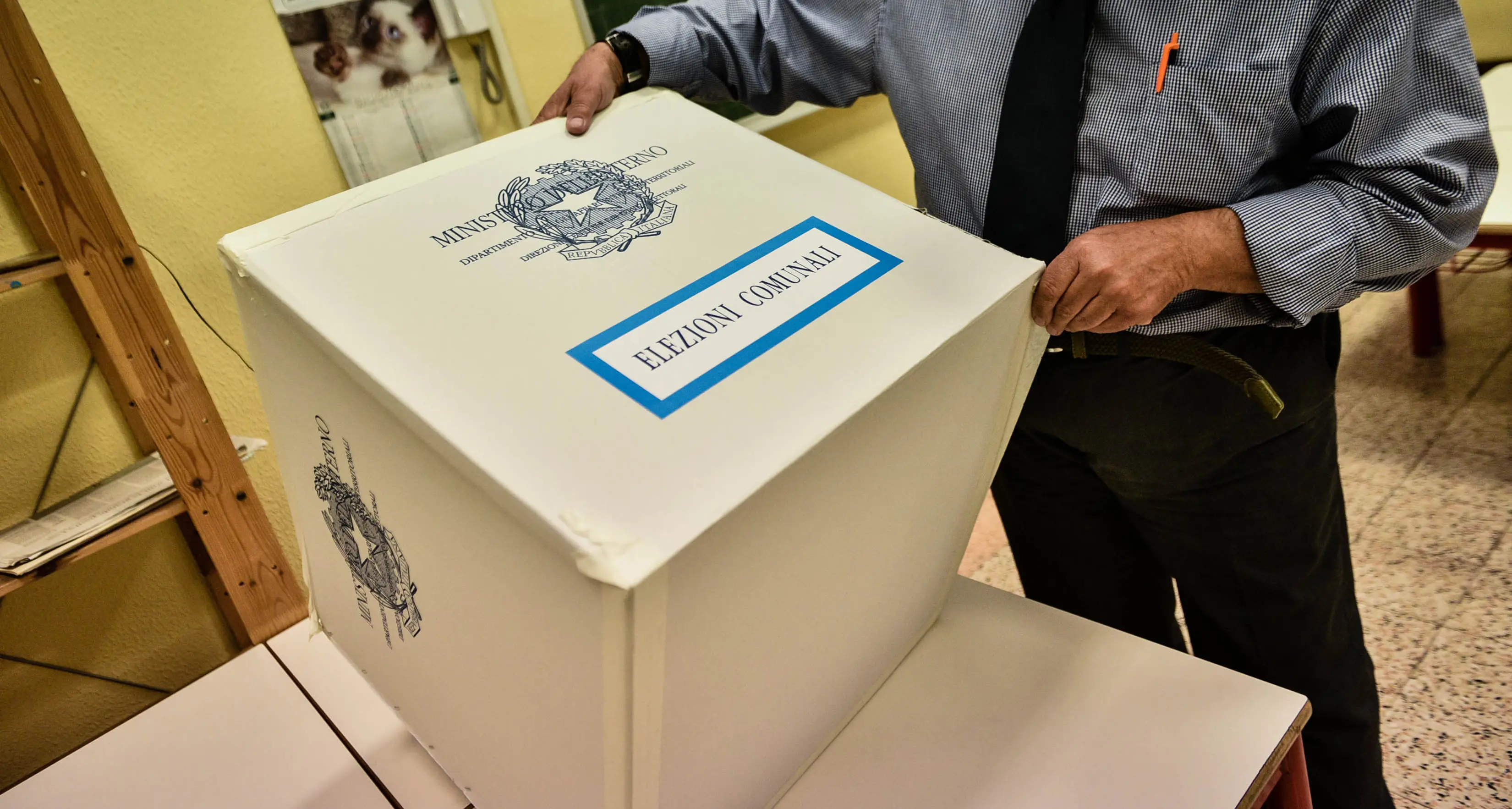 Amministrative, seggi aperti anche in Calabria: 79 i comuni al voto. Lunedì speciale su LaC Tv\n