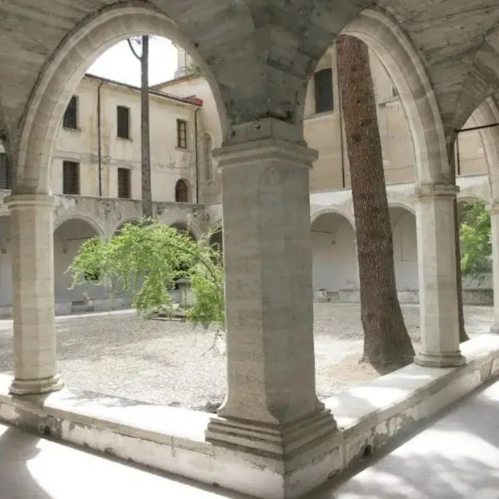 San Domenico, la chiesa dove Cosenza custodisce cinque secoli di arte sacra\n