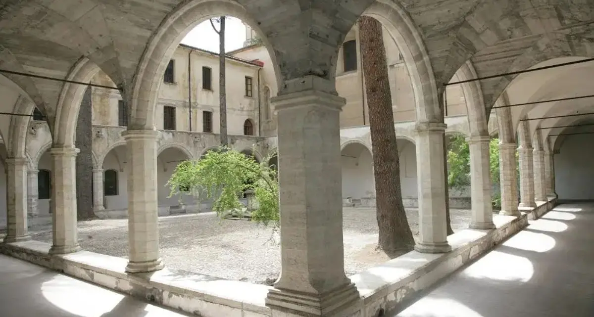 San Domenico, la chiesa dove Cosenza custodisce cinque secoli di arte sacra\n