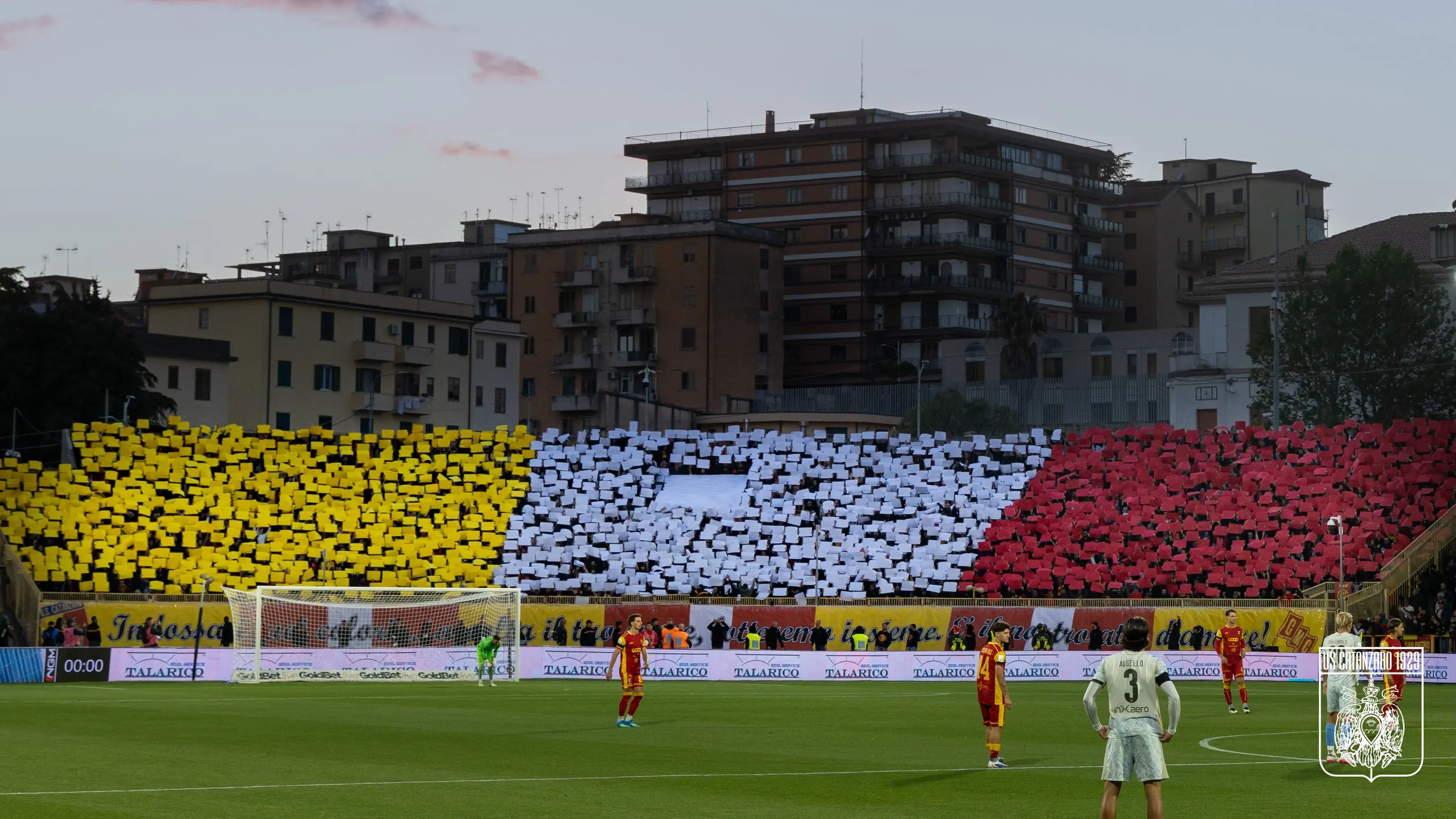 Catanzaro attende il\u00A0Monza per la finale playoff: il Ceravolo è pronto a trascinare le Aquile e sogna la Serie A\n
