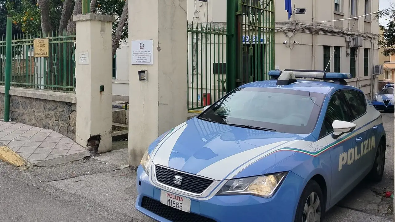 Maltrattava la moglie da anni, arrestato 52enne a Palmi: violenze emerse solo dopo l’ultima Pasquetta\n