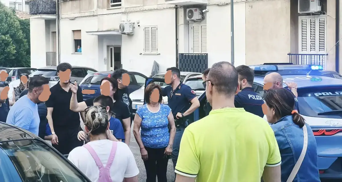 Attimi di paura a Cosenza: bambino scomparso in via Panebianco, poi il lieto fine\n